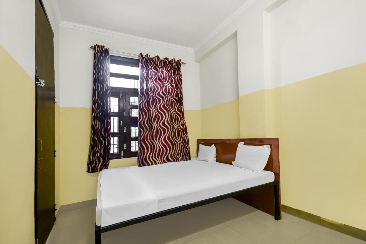 Oyo 44365 Sunshine 3* Jaipur