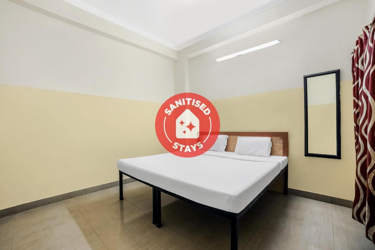 Hotel Oyo 44365 Sunshine 3*