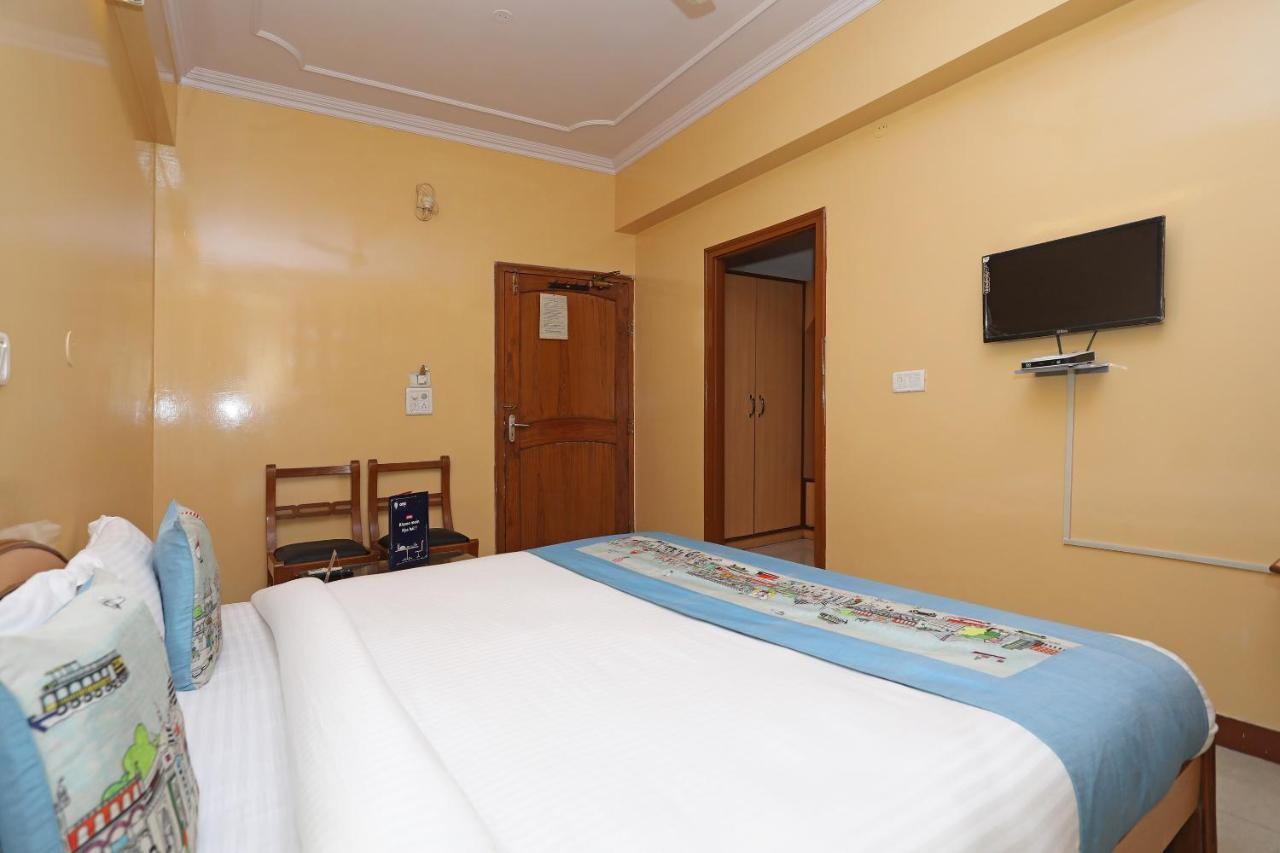Flagship 10282 Rishi Hotel 3*