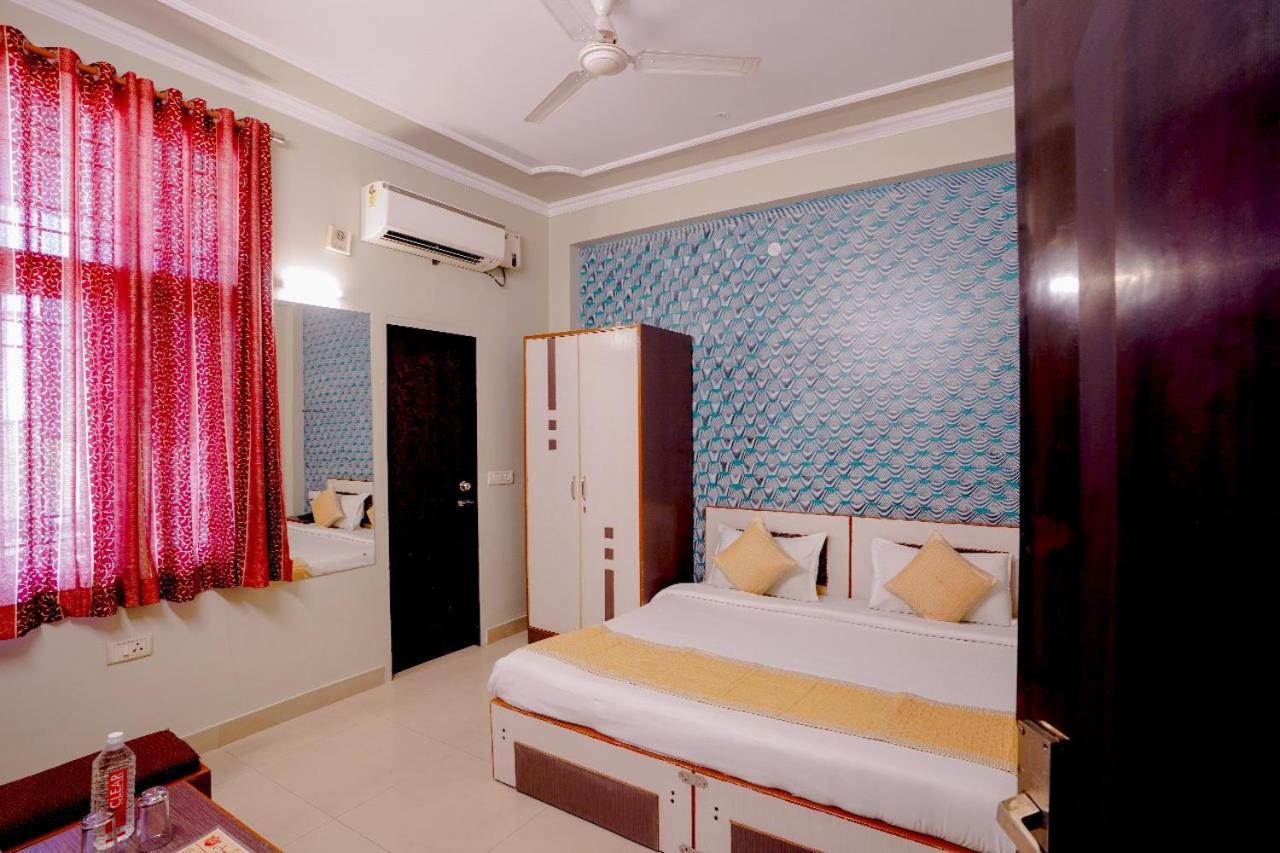 Royal Park 3* Jaipur