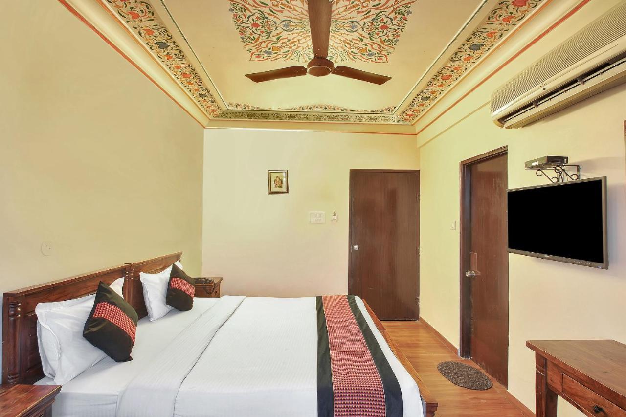 Oyo 2105 Royal Sheraton