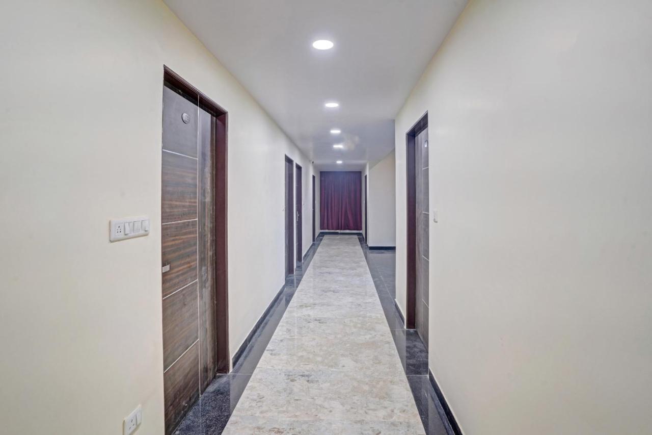 Townhouse 821 Pinkcity Prime Hotel 4*