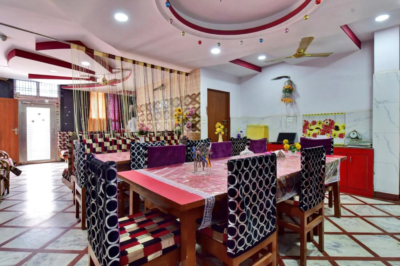 Hotel Oyo 82292 Airport Sky 3*