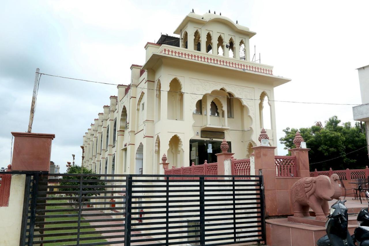 Roshan Haveli Hotel 3*