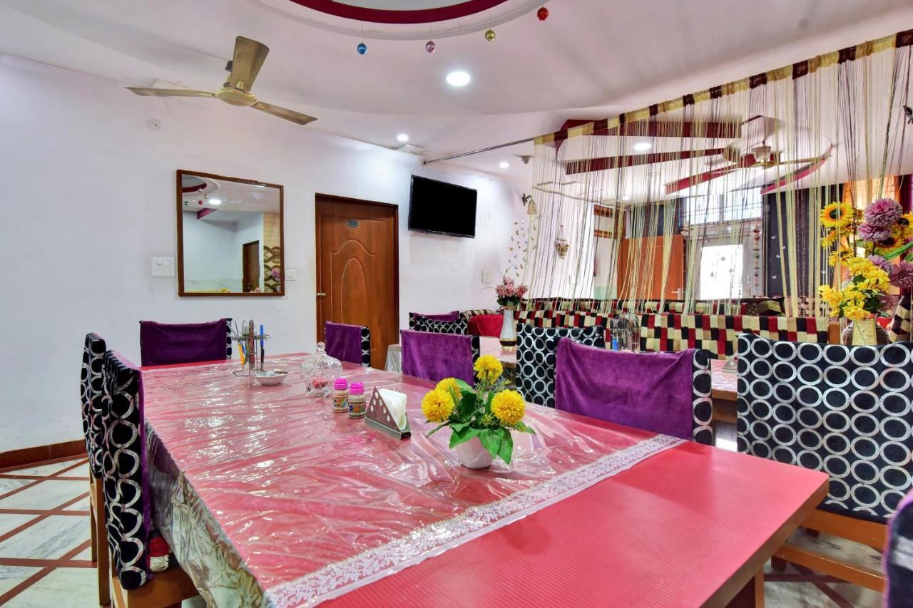 Hotel Oyo 82292 Airport Sky Jaipur