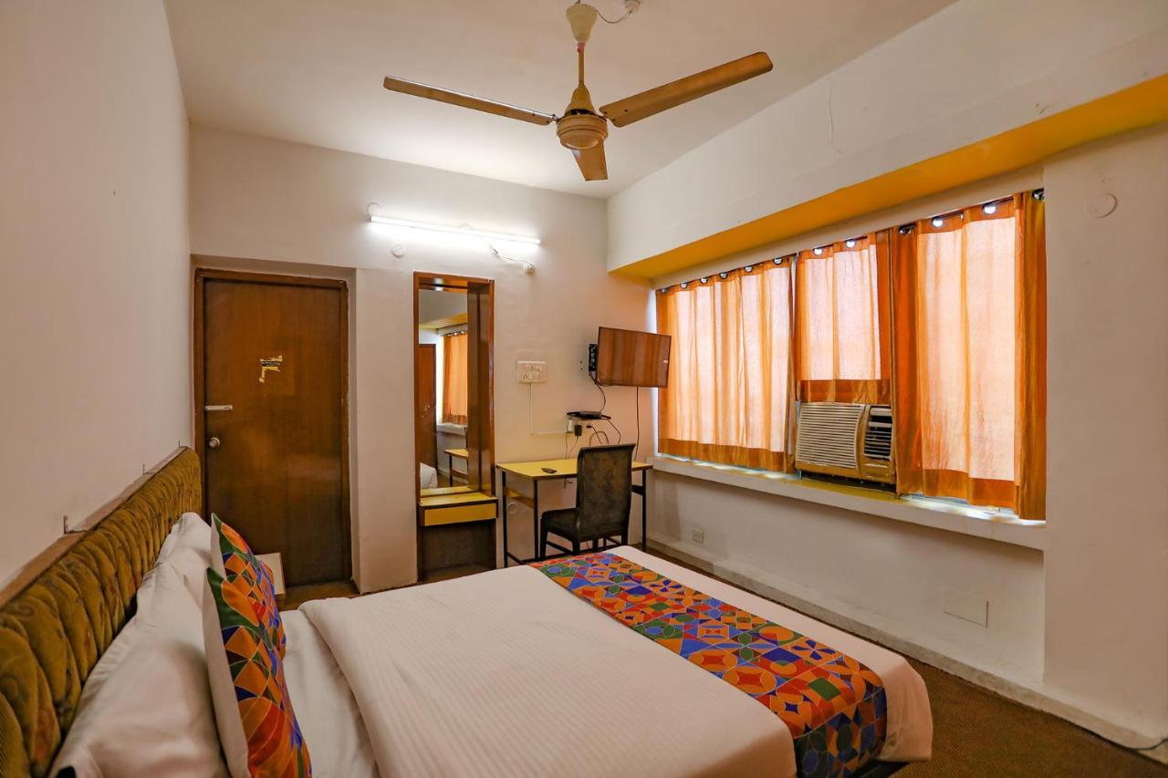 Fabhotel Emerlad Hotel