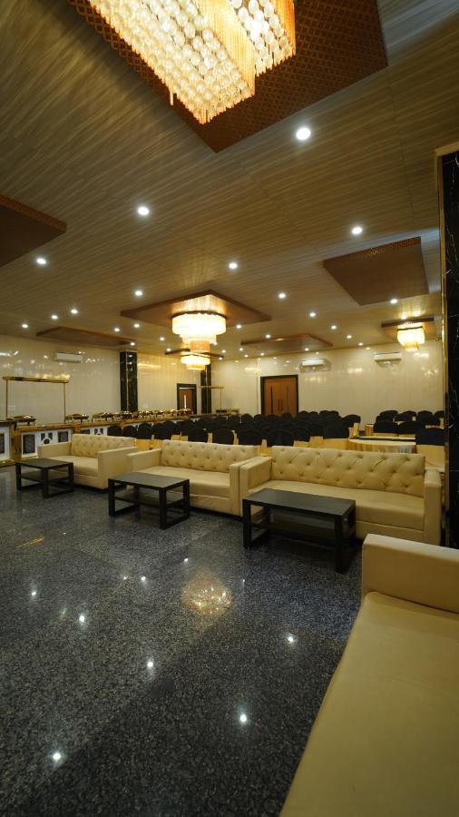 Hotel The Trade International