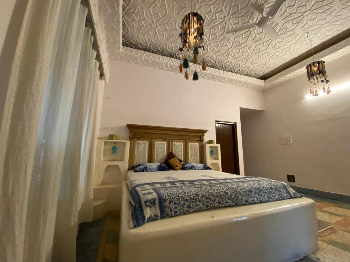 Of The World Homestay *