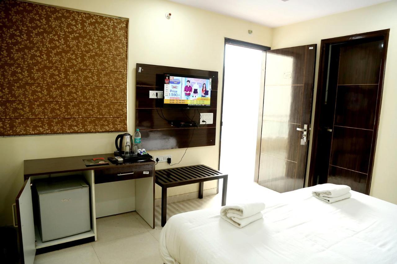 Roshan Haveli 3*