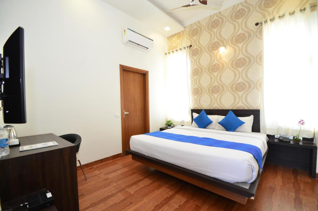 Hotel Sapphire World Jaipur