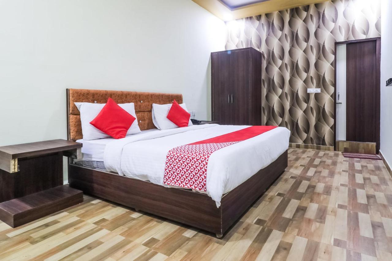 Oyo The Royal Haveli 3*