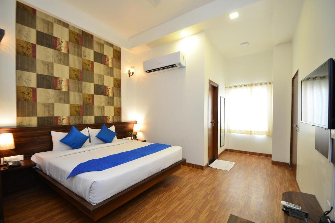 Sapphire World 3*