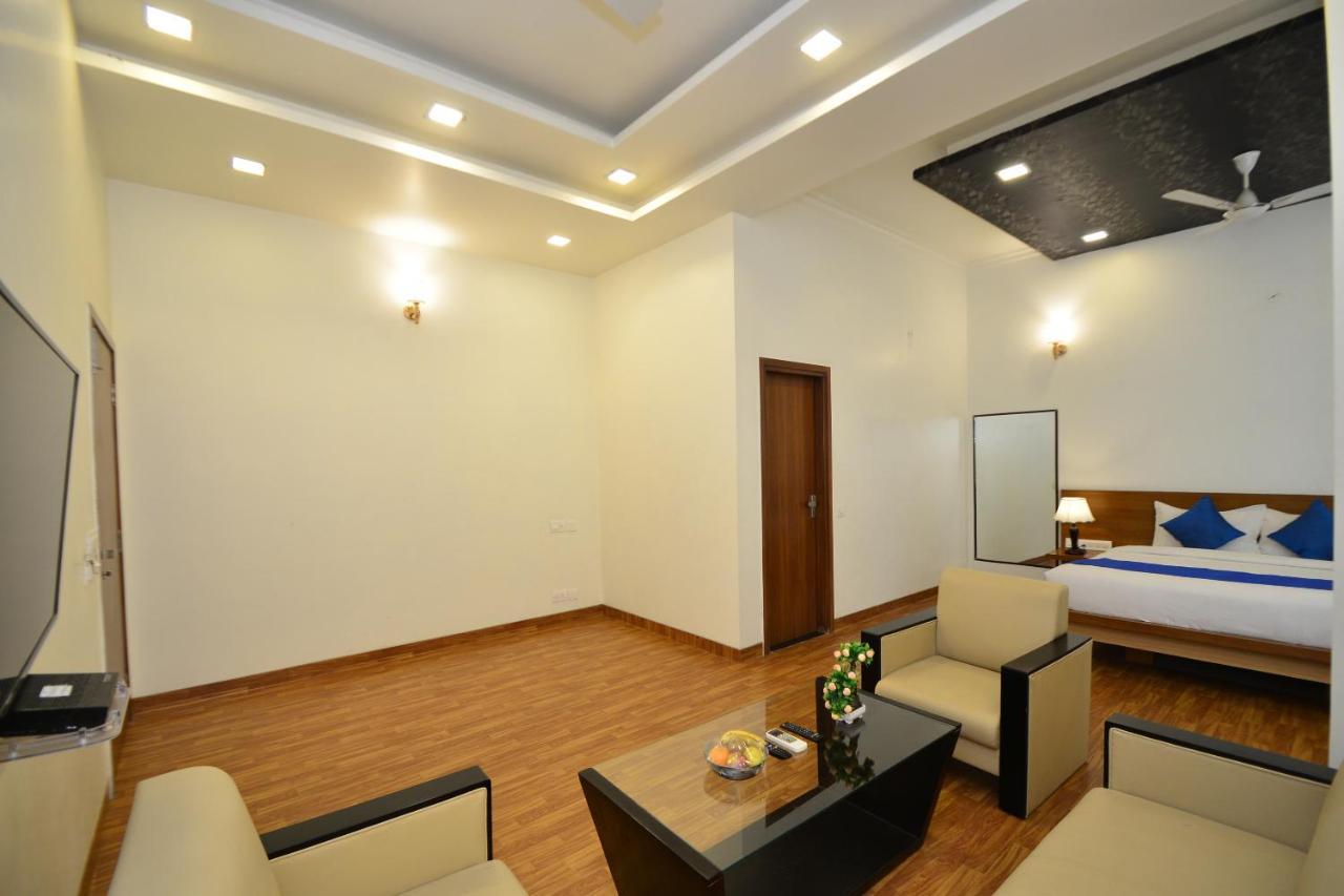 Hotel Sapphire World 3*