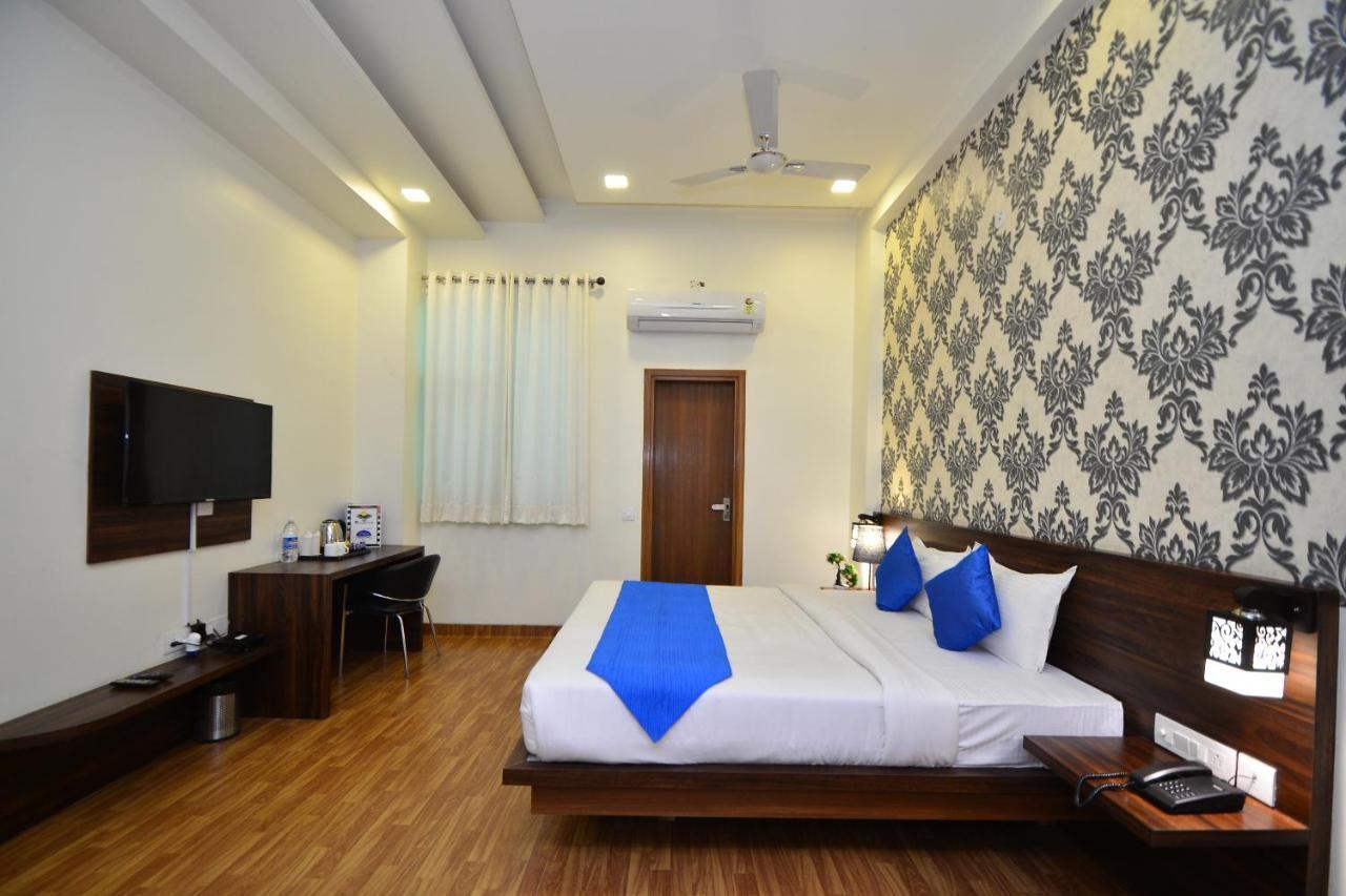 Sapphire World 3* Jaipur