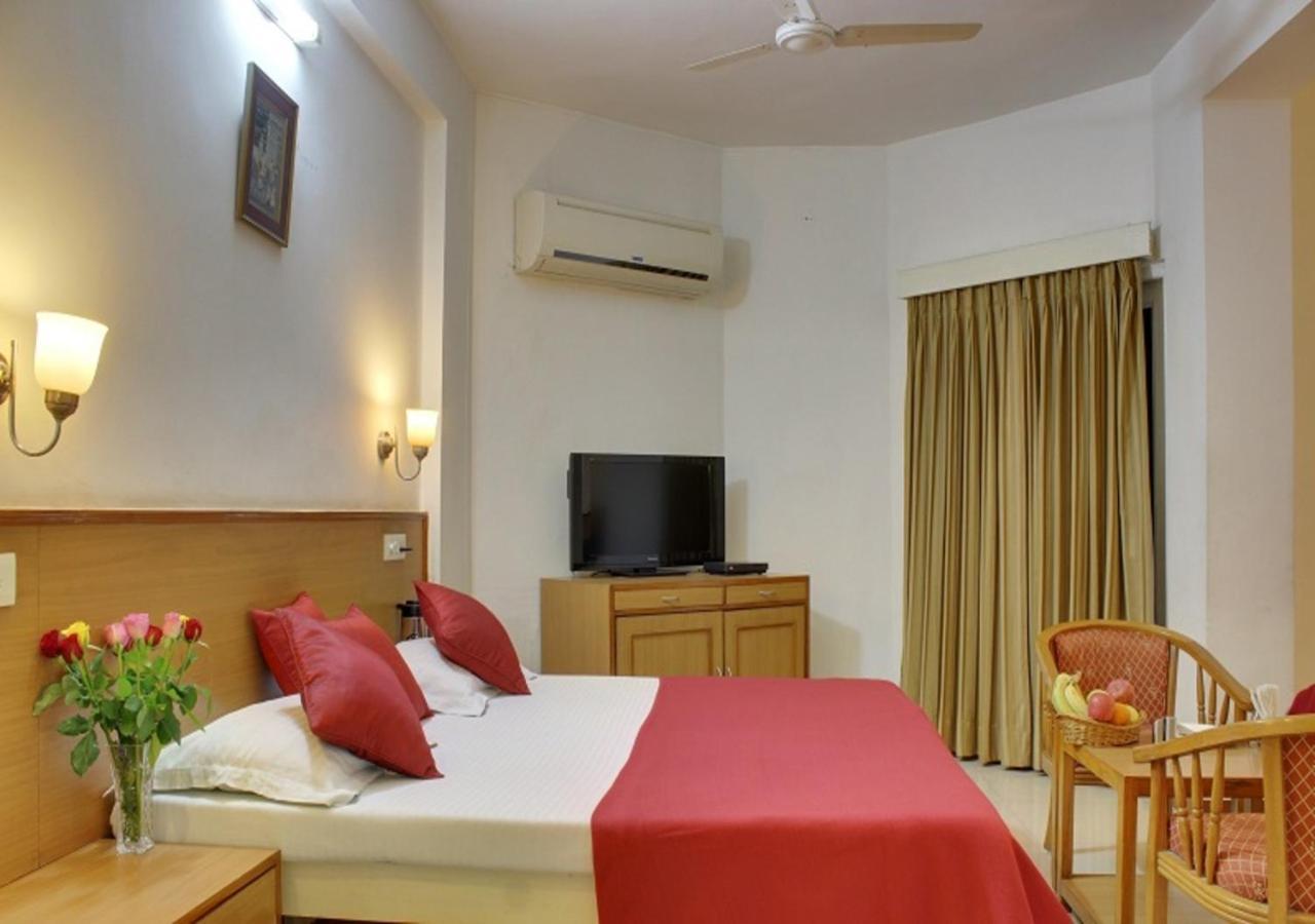 Shikha Centre Hotel