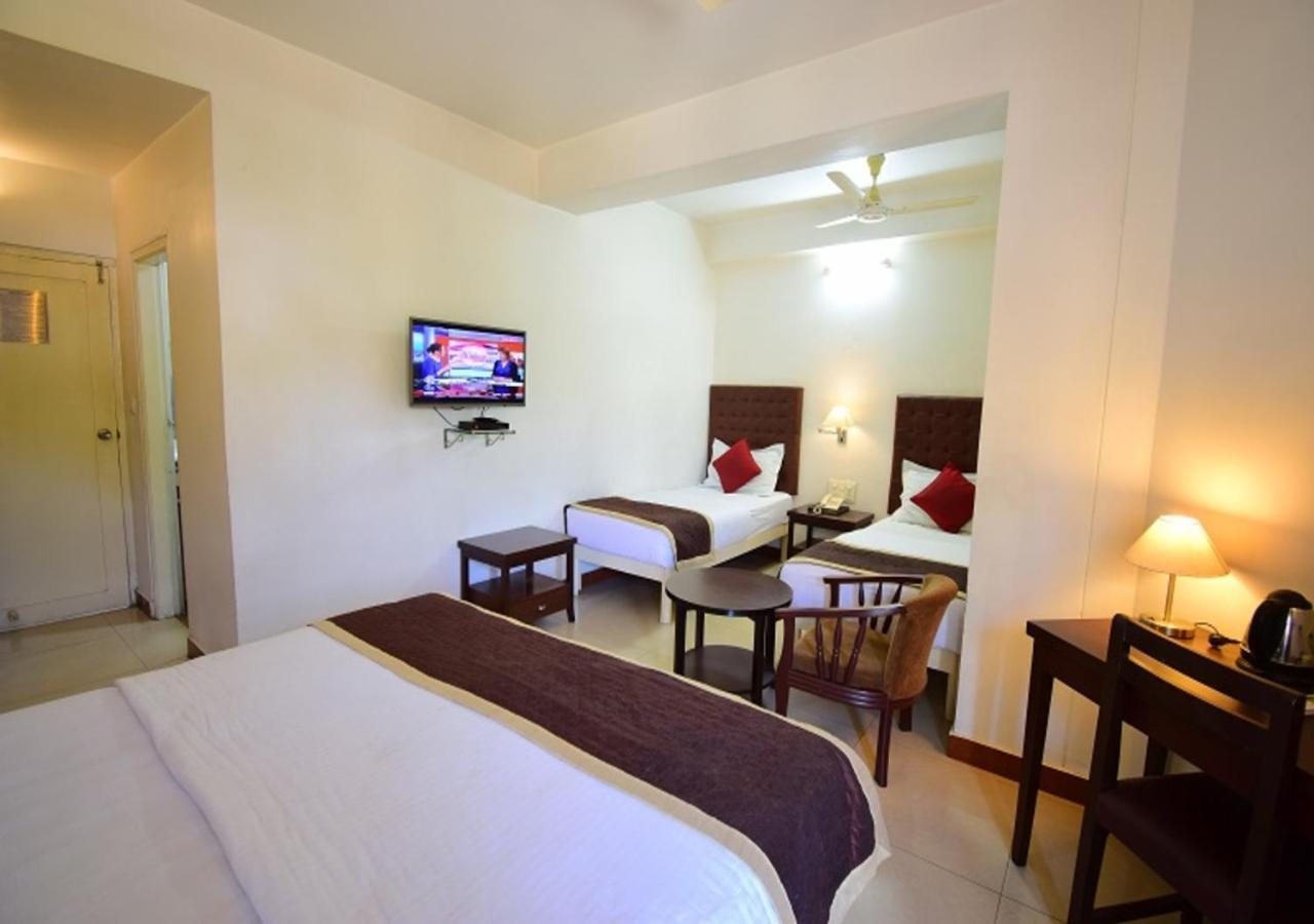 Shikha Centre Hotel 3*