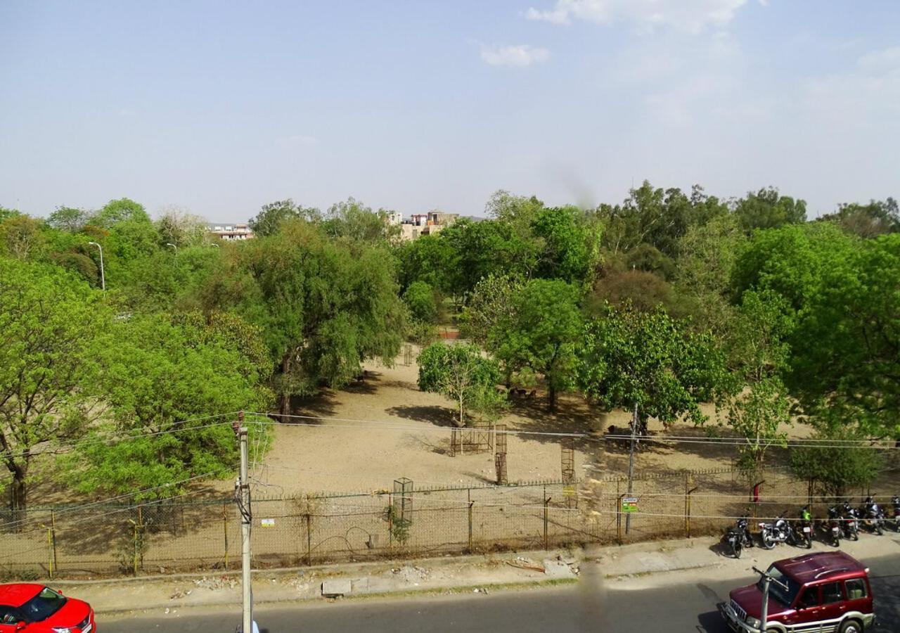 Shikha Centre 3*
