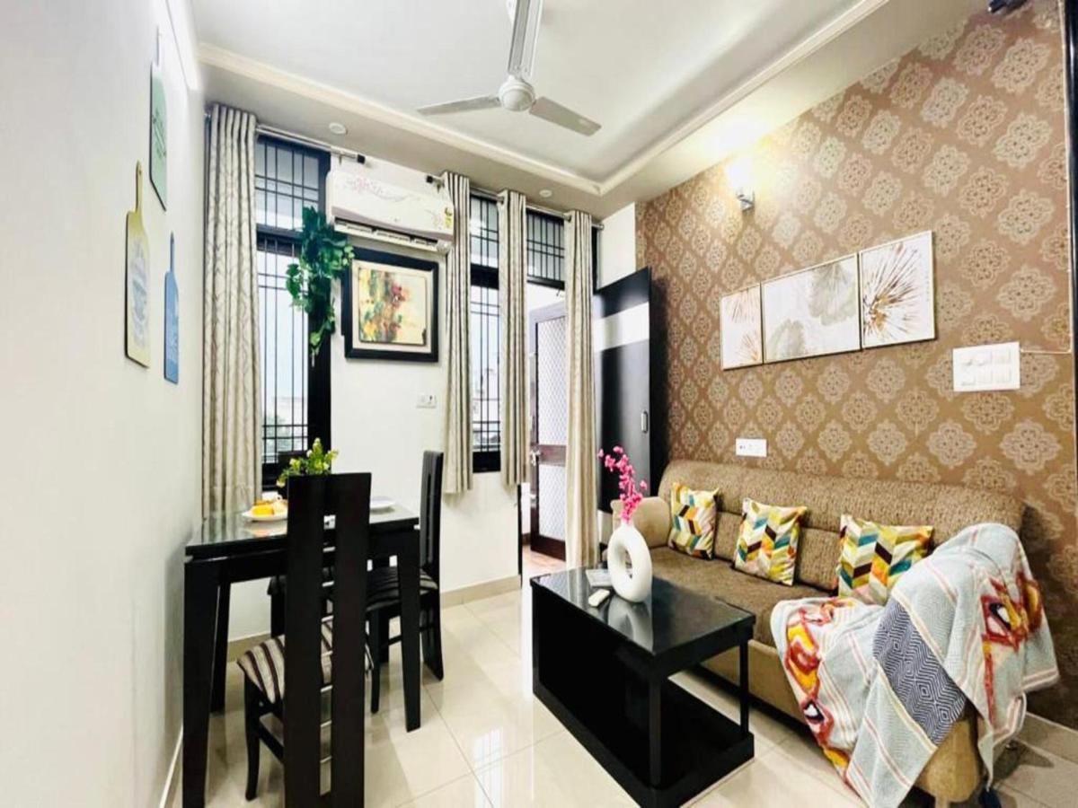 Bluo 2br - Lift, Balcony, Parking, Terrace * Jaipur