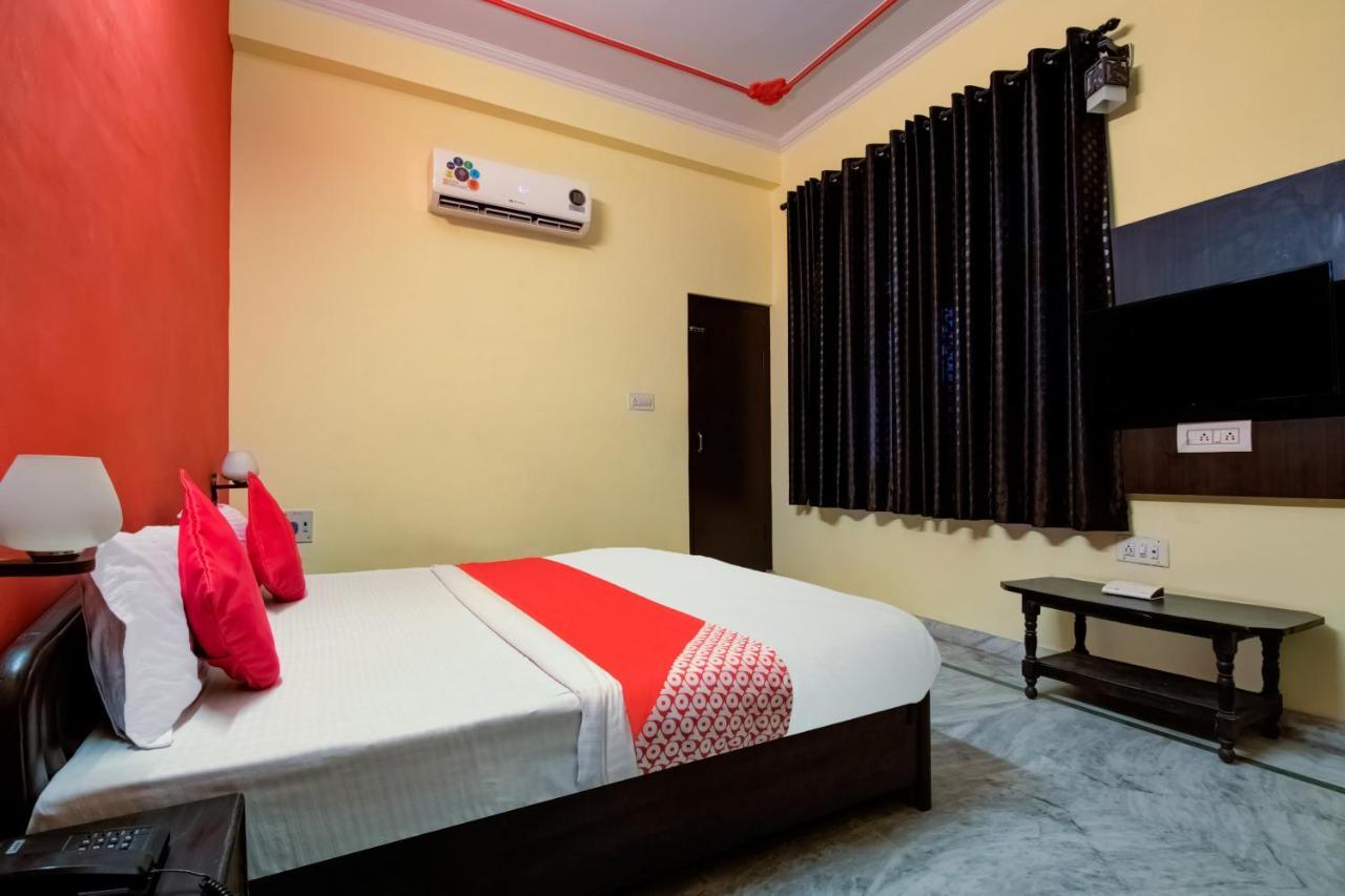 Oyo Malhotra Jaipur