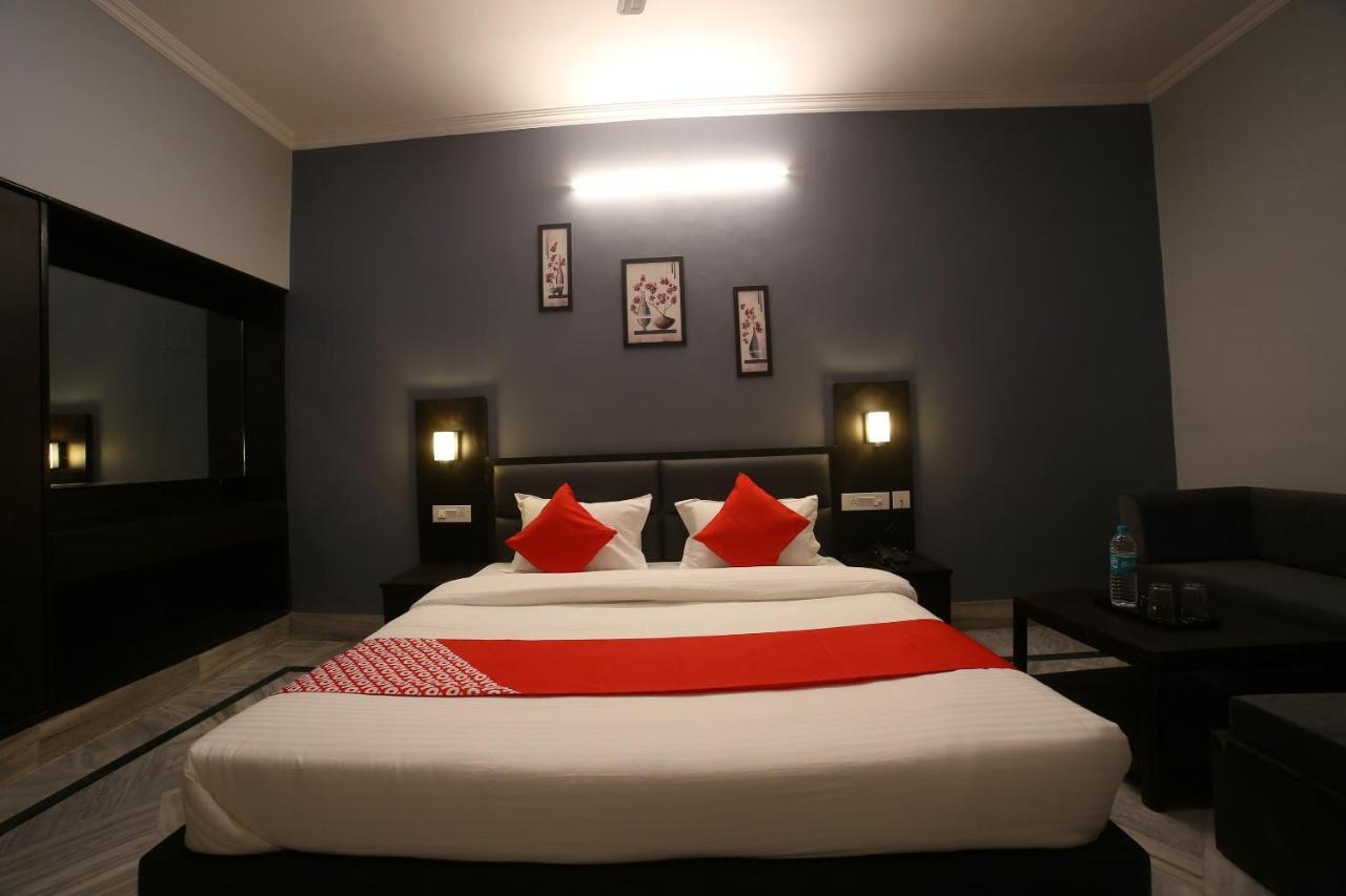 Hotel Oyo 16536 Vasko 3*