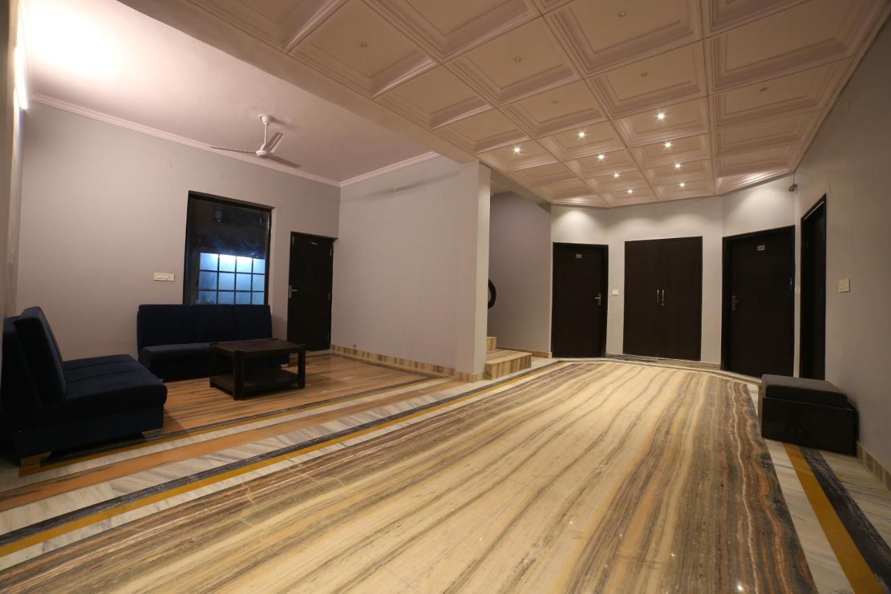 Oyo 16536 Vasko 3* Jaipur