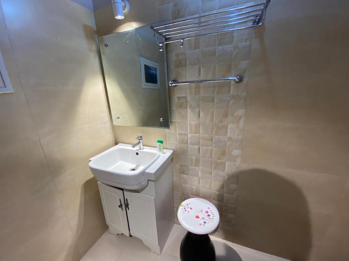 3bhk Luxury Penthouse With Private Terrace *