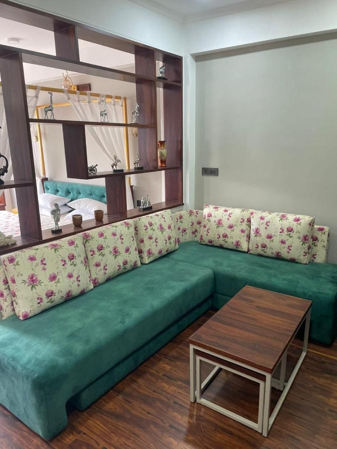 Shanti - Luxury