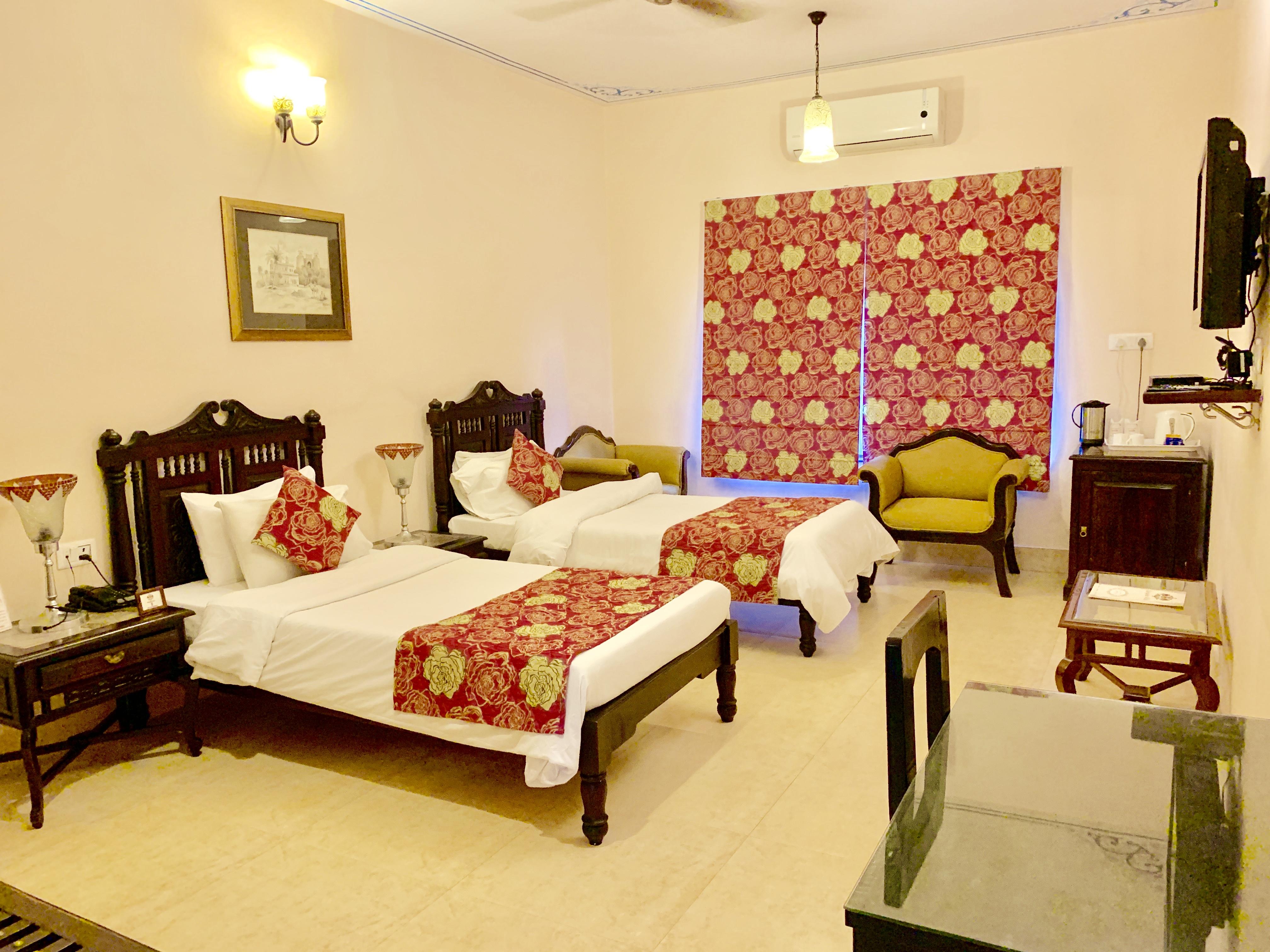 Hotel Suryaa - A Boutique Heritage 4*