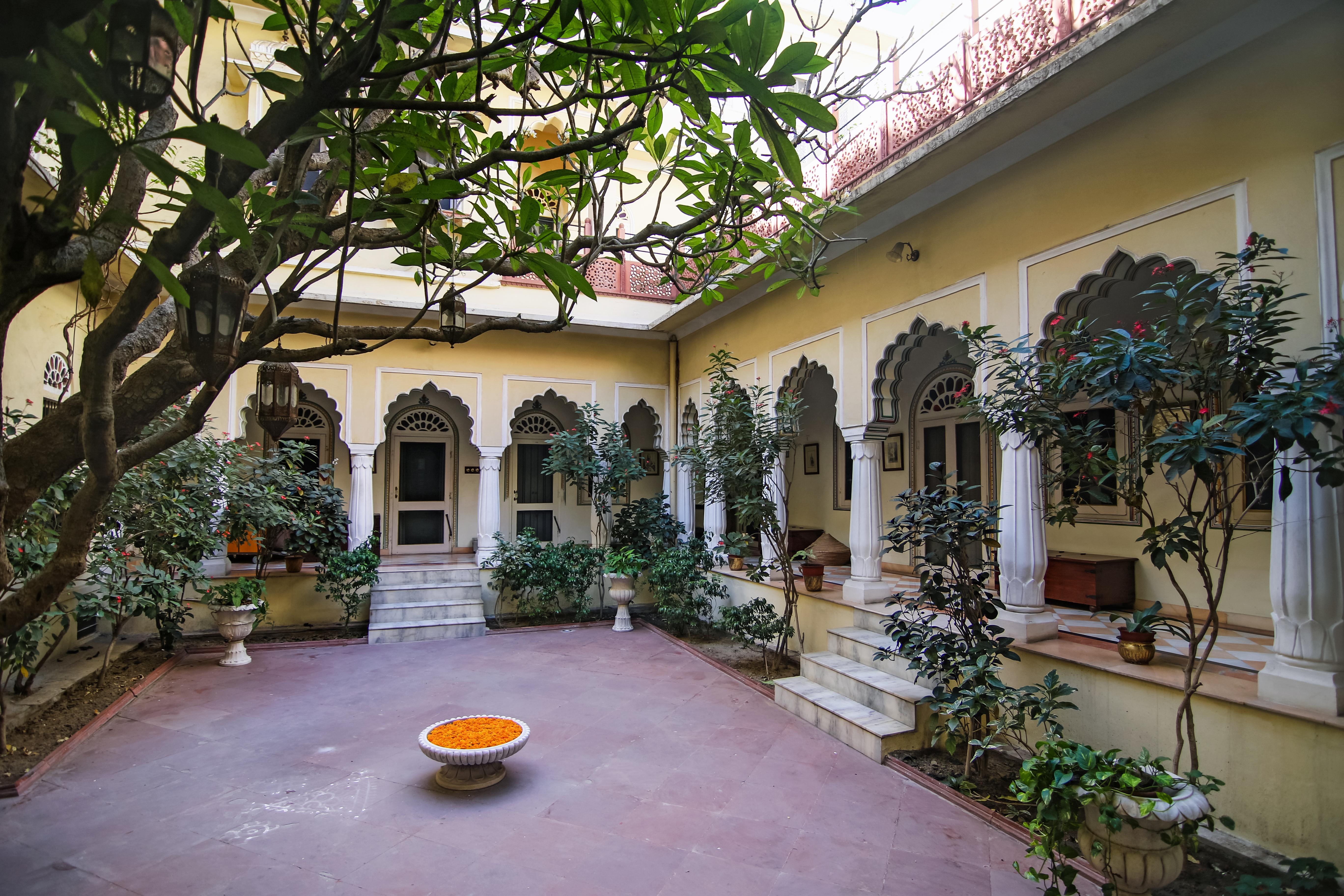 Alsisar Haveli - Heritage