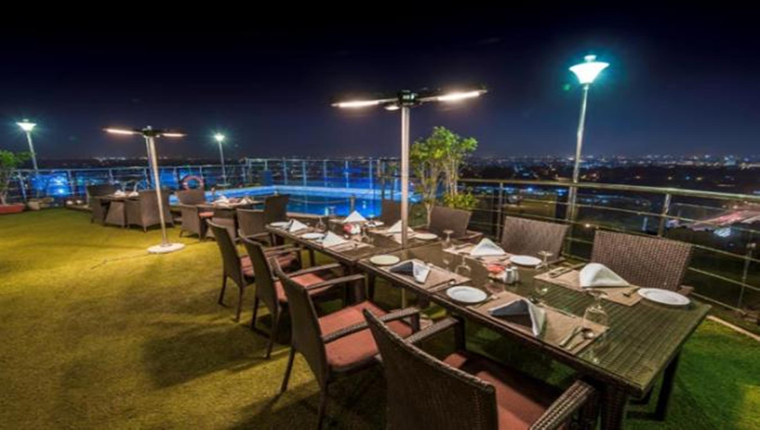 Sarovar Portico Hotel