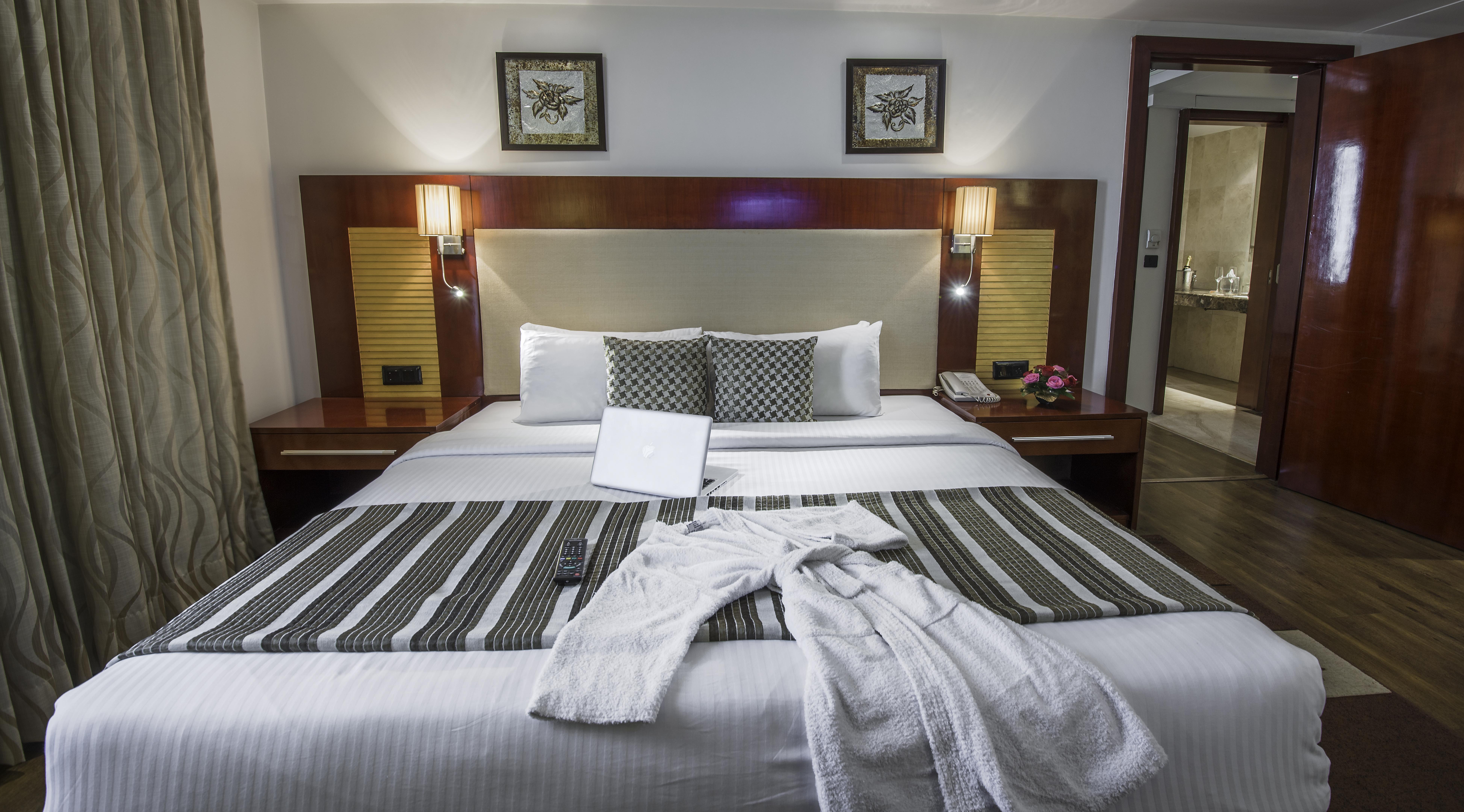 Sarovar Portico Hotel