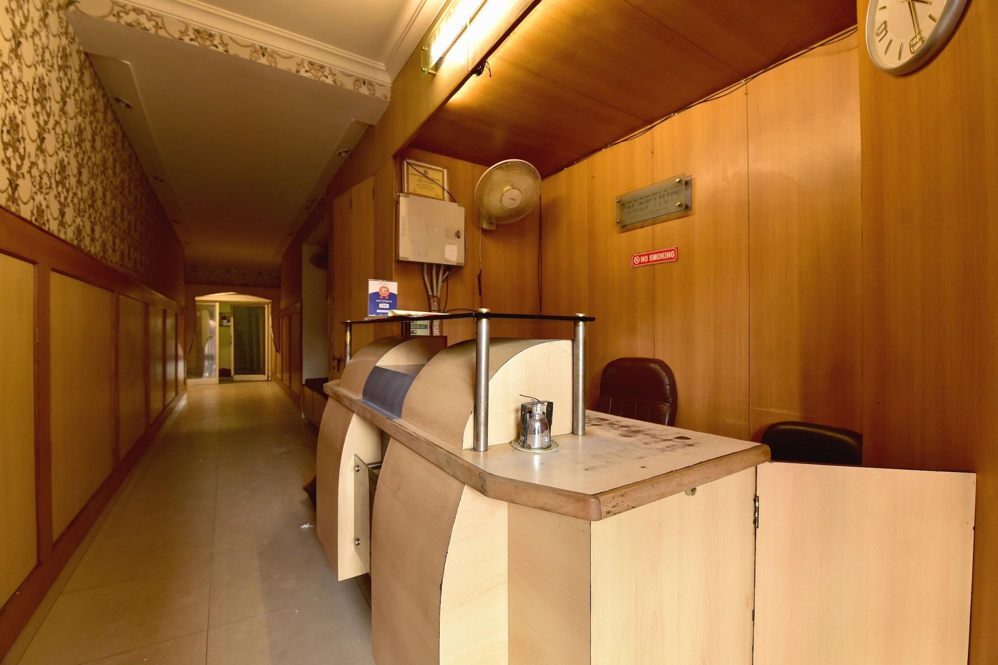 Hotel Oyo 22915 C M Regency Jaipur