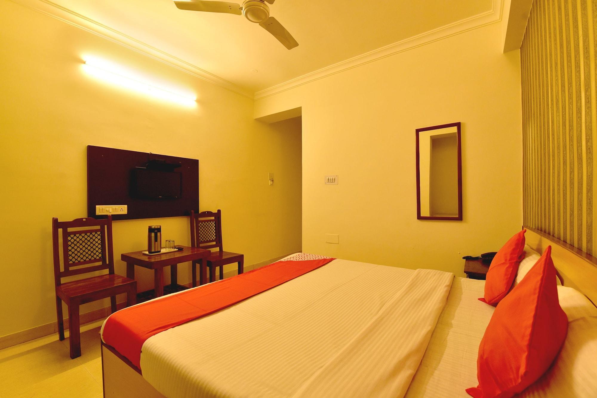 Oyo 22915 C M Regency Jaipur
