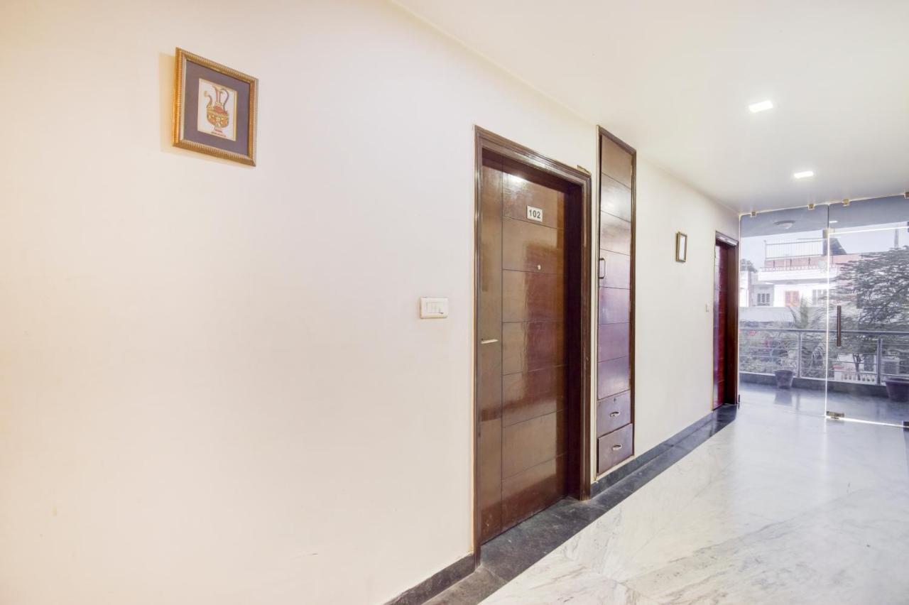 Sahib's Corporate - Family And Corporate Hotel