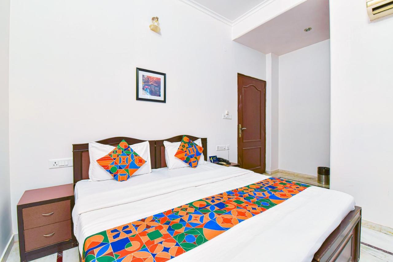 Hotel Fabhotel Gitanjali
