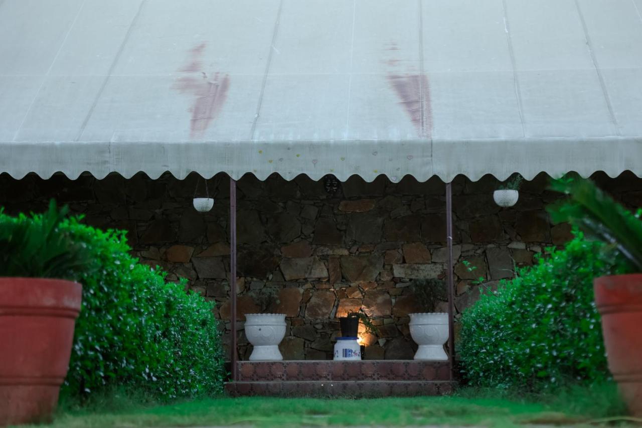The Rustic Villa, A With Luxuries Amenities And Exotic Nature Villa *