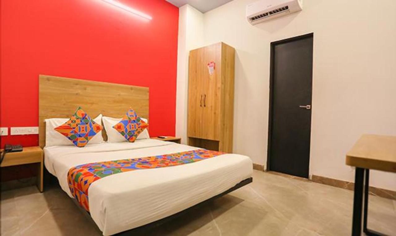 Hotel Fabhotel Grand Capitol