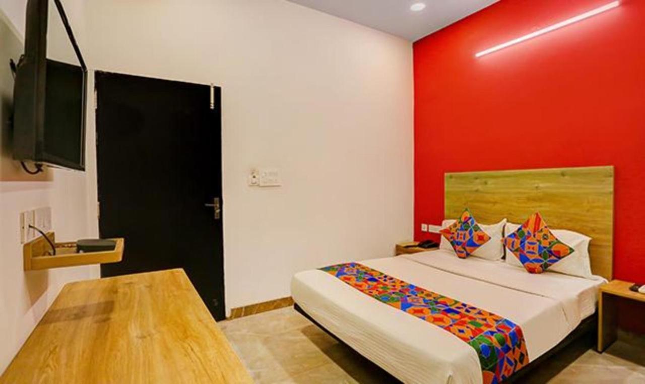 Fabhotel Grand Capitol 3*