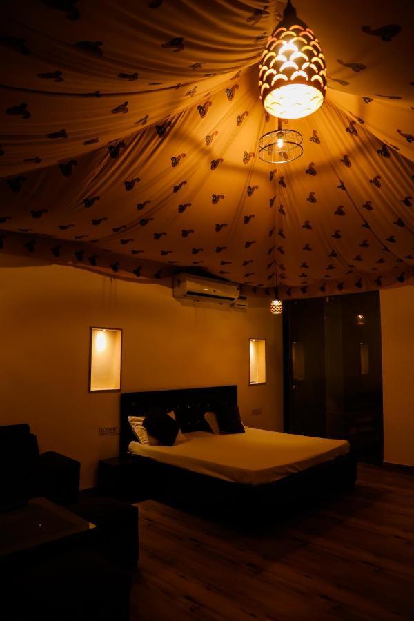 The Rustic Villa, A With Luxuries Amenities And Exotic Nature Villa *