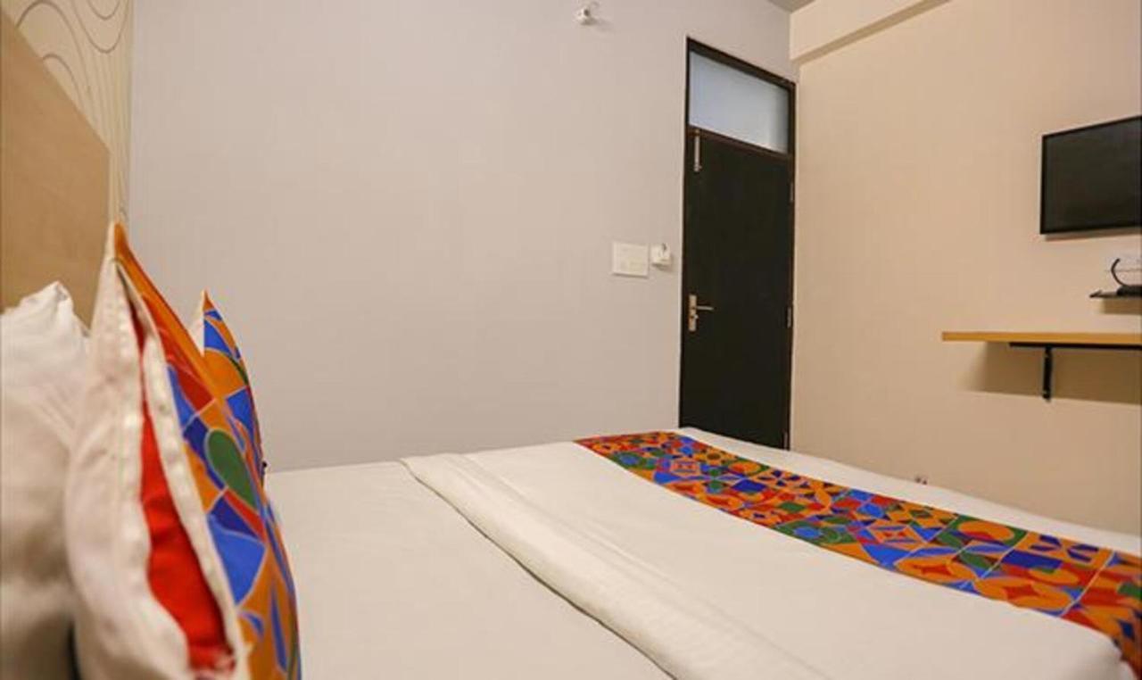 Fabhotel Grand Capitol Hotel 3*