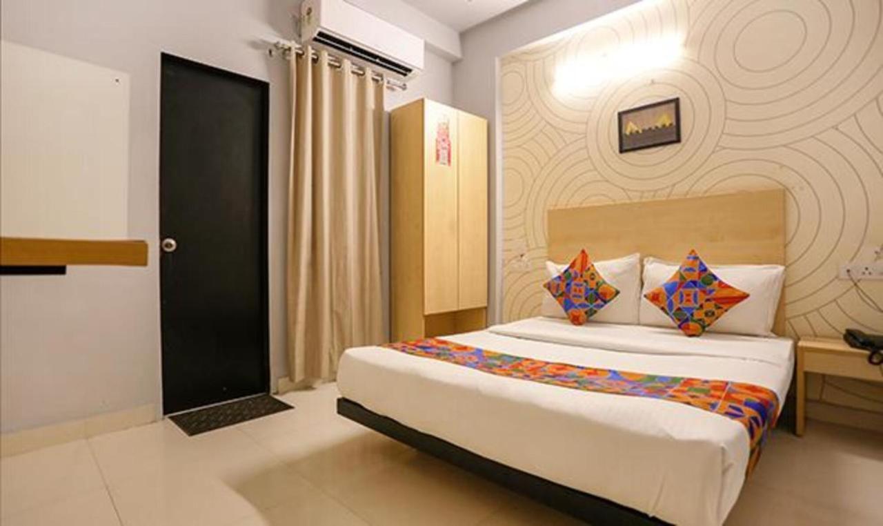 Fabhotel Grand Capitol Hotel 3*