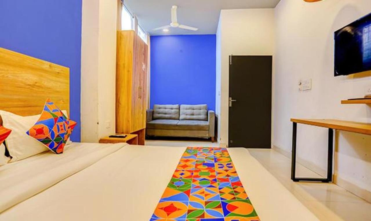Fabhotel Grand Capitol Hotel 3*