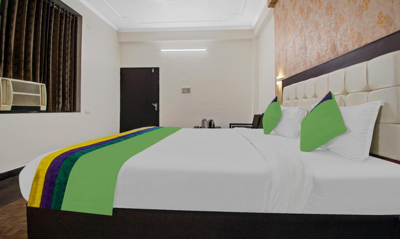 Treebo Trend Dream Palace Hotel 3*