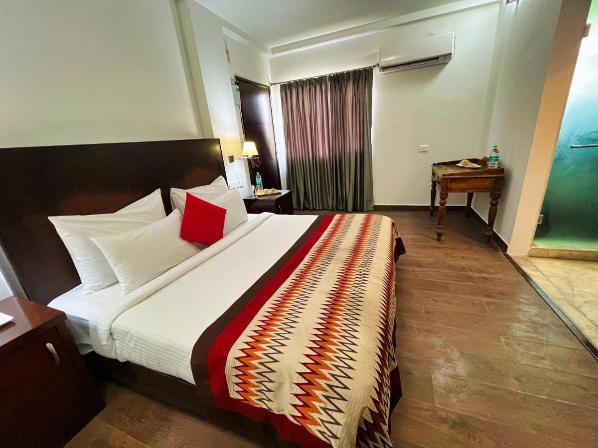 Hotel The Orion Express