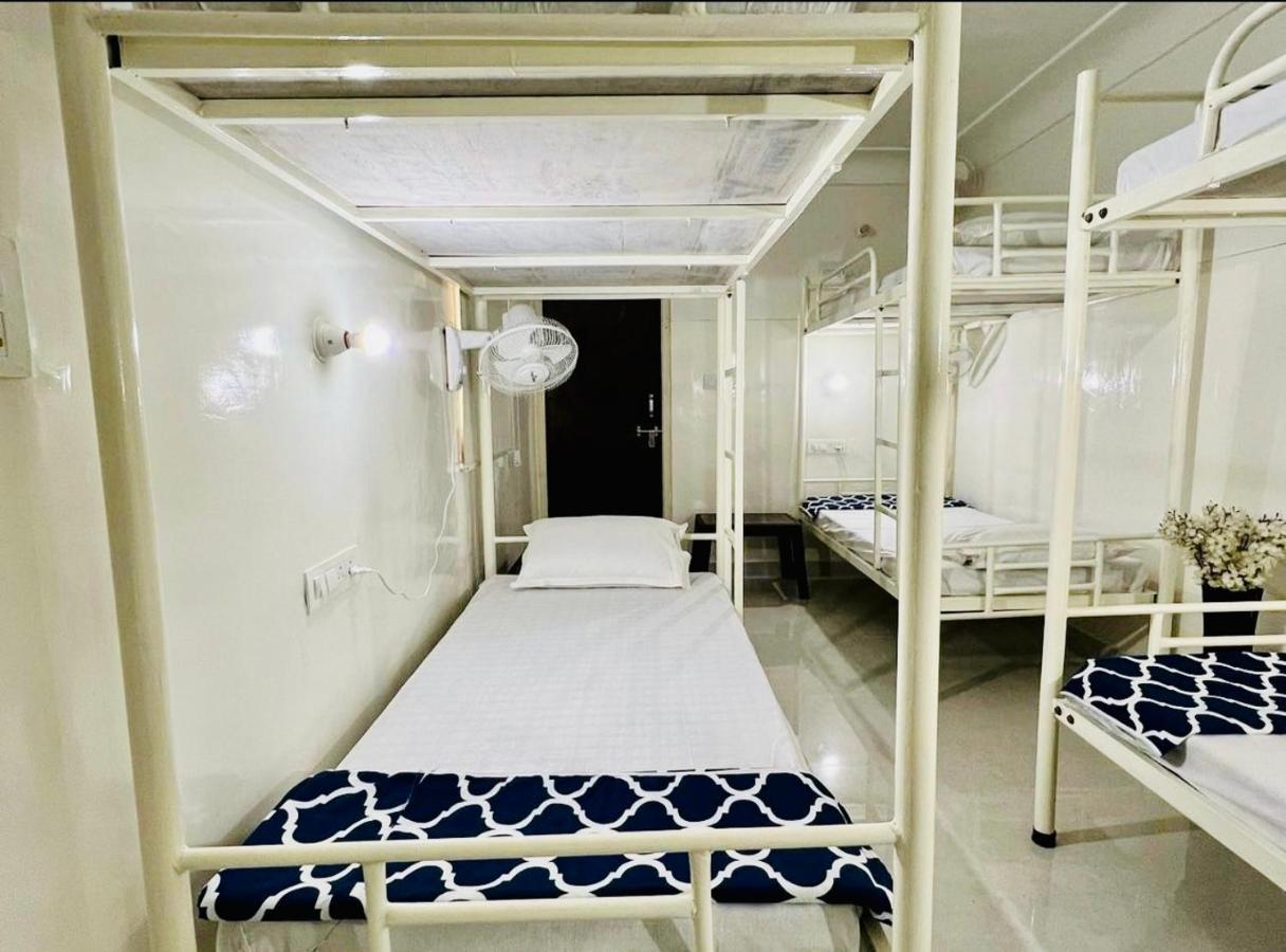 Ivory * Jaipur