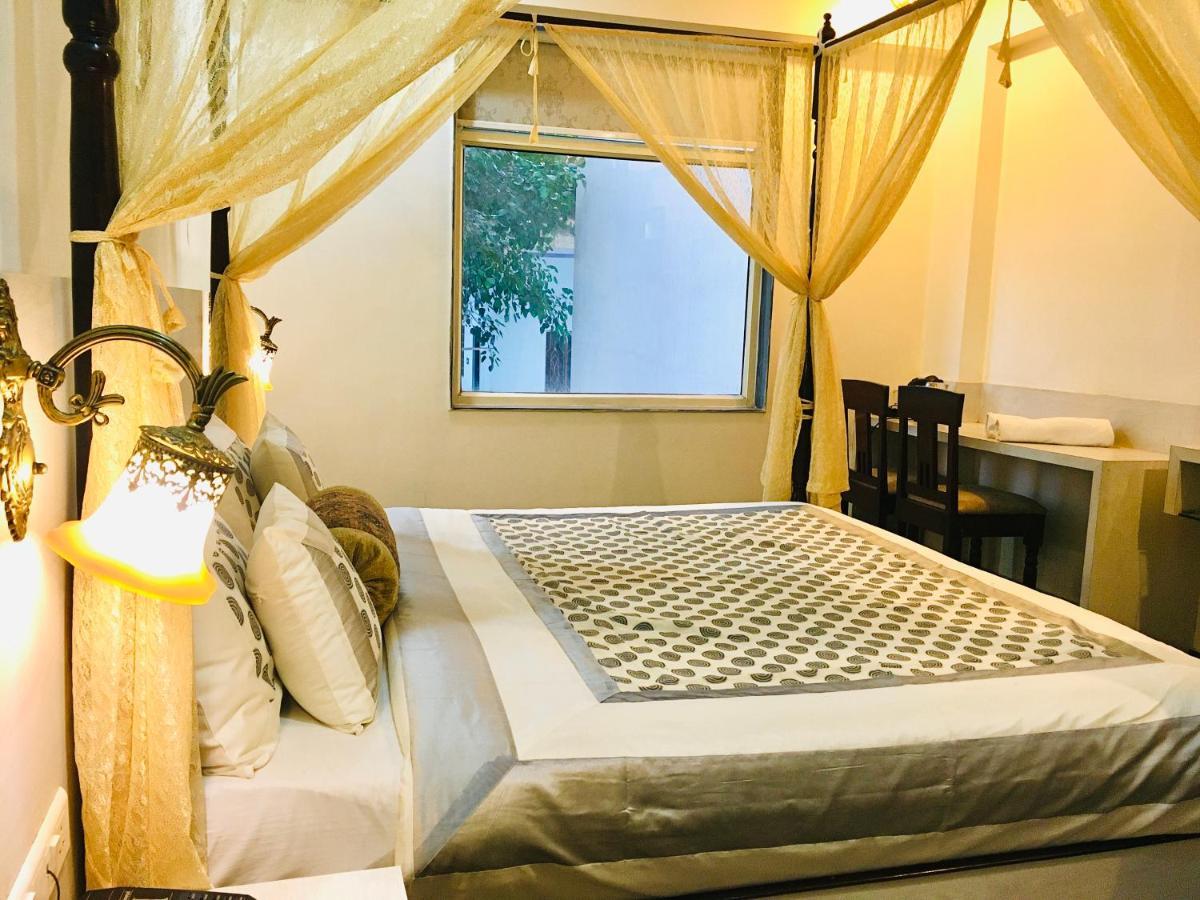 Trimrooms Mount Blue Hotel Jaipur