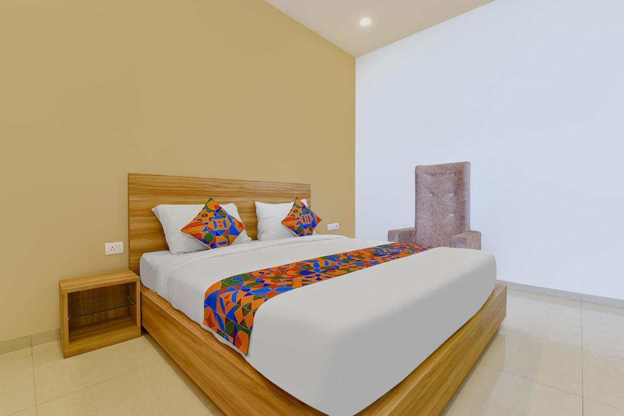 Hotel Fabhotel Prime Oxus Jaipur