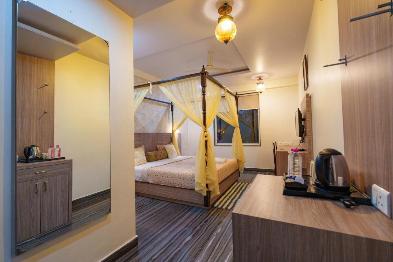 Hotel Trimrooms Mount Blue Jaipur