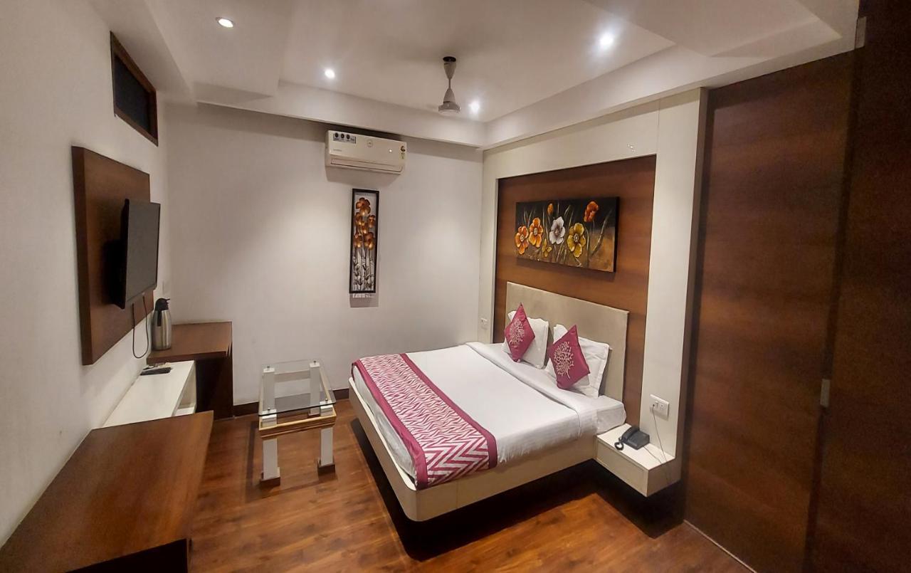 Meenakshi Palace Hotel 3*