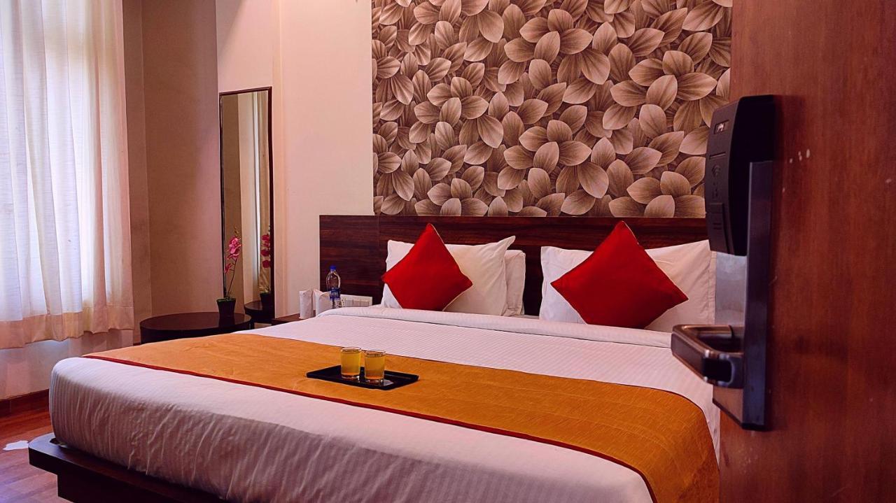 Hotel Sapphire World 3*